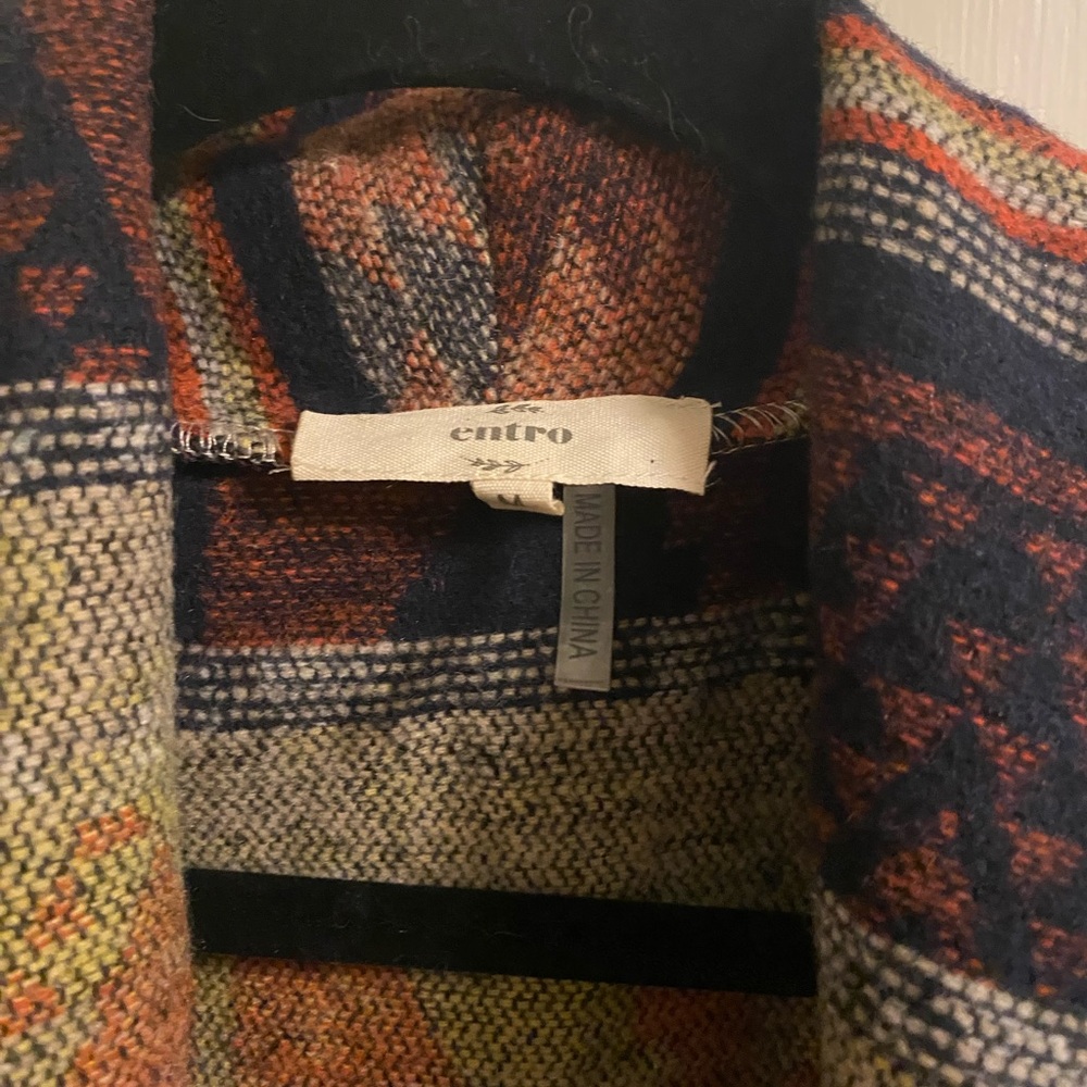 Entro Multicolor Patterned Vest - Picture 3 of 6